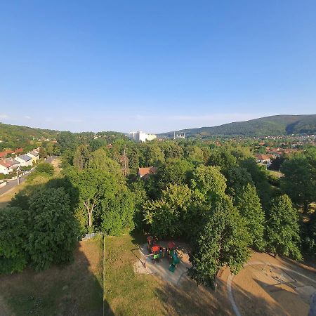 Hegyalja Apartman Miskolc Exterior photo
